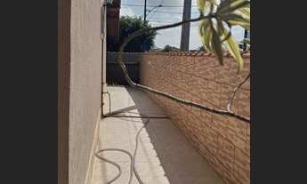 Imagem 7: Venda de belíssima casa com piscina e churraqueira