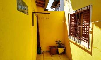 Imagem 2: Casa para venda possui 110 metros quadrados com 2 quartos em Macuco - Santos - SP