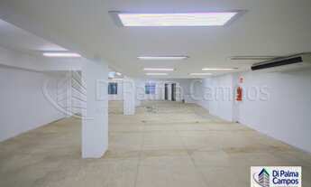 Imagem 3: Prédio Comercial Monousuário no Centro Histórico de São Paulo