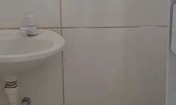 Imagem 6: Aluga se kitnet Quarto com aluguel por R$700 /mês