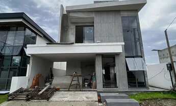 Imagem: Casa no Jardins do Lago com 4 suítes