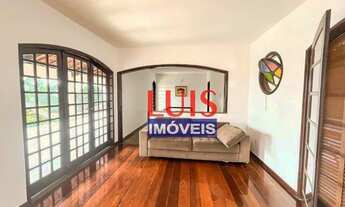 Imagem 7: Excelente casa tríplex com 4 dormitórios para alugar, 345 m² por R$ 5.800 + taxas/mês - It