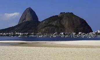 Imagem 3: Apartamento para aluguel tem 45 metros quadrados com 2 quartos em Botafogo - Rio de Janeir