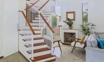 Imagem 5: Casa para venda com 380 metros quadrados com 4 quartos