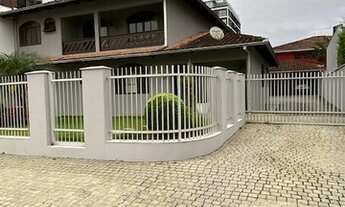 Imagem: Sobrado semi-mobiliado no bairro América