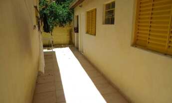 Imagem 4: RF) Casa para venda possui 194 metros quadrados com 4 quartos