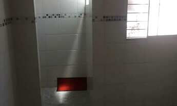 Imagem 6: Repasse privê pau amarelo com cozinha planejada