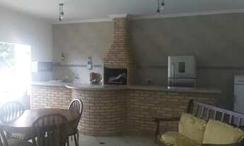 Imagem: Sobrado para aluguel possui 400 metros quadrados