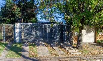 Imagem 2: Porto Alegre - Casa Padrão - Tristeza