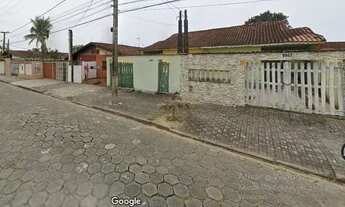Imagem 5: Casa para venda possui 72 metros quadrados com 2 quartos em Balneario Itaguai - Mongaguá