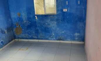 Imagem 4: Alugo uma Casa R$ 300,00 + Luz o que gastar(média de R$ 50,00) na rua Dracena!