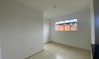 Imagem 4: Sobreposta Nova em São Vicente no Jardim Rio Branco com 2 dormitórios com garagem