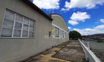 Imagem 3: Galpão principal c/ salas de apoio, refeitório p/ 50 pessoas simultânea, escritório com d