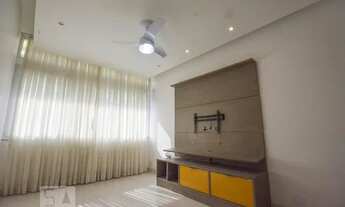 Imagem 2: Apartamento para Aluguel - Laranjeiras, 3 Quartos, 130 m2