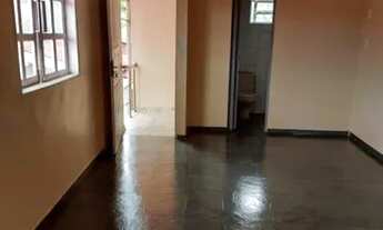 Imagem 5: Casa térrea reformada no Condomínio Parque Aripuanã no Kissia Dom Pedro. Suíte, Piscina. F