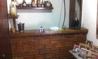 Imagem 3: Privilégio Imóveis vende: Excelente casa de rua triplex na Gávea