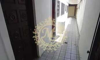 Imagem 5: Apartamento para aluguel possui 75 metros quadrados com 2 quartos em -