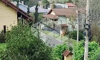 Imagem 6: Duas casas com área total de 307 m2 para vender na serra gaúcha