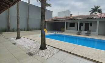 Imagem 2: Sobrado a venda Zona 02 a duas quadras da catedral, ao lado da Av Cerro Azul