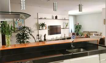 Imagem 7: Sobrado para venda com 243 metros quadrados com 4 quartos