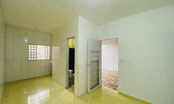 Imagem: Aluga-se KIT na 605 do Recanto das Emas