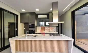 Imagem 3: Casa Térrea de Ilha em Condomínio Fechado à Venda de 04 Quartos no Bairro Vila do Golf em