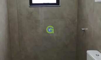 Imagem 6: Sobrado à venda com suíte, sacada e excelente padrão de acabamento em Forquilhas