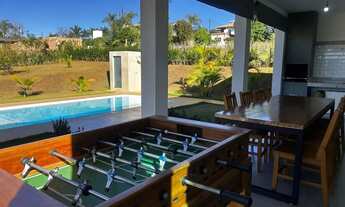 Imagem 4: Casa de Condomínio 3 Quartos Suíte com Hidromassagem Piscina e Churrasqueira