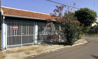 Imagem 2: Casa para Venda em Santo Anastácio, Nosso Teto, 5 dormitórios, 2 banheiros, 3 vagas
