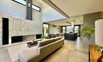 Imagem 2: Capão Ilhas Resort, casa com 4 suítes finamente decorada, com piscina e beira lago