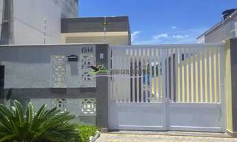 Imagem 2: Casa com piscina à venda na tranquila Nossa Senhora de Sion Itanhaém/SPIdeal para morar ou