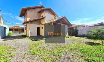 Imagem 4: Casa em terreno com 360m2 em rua calçada no Campeche