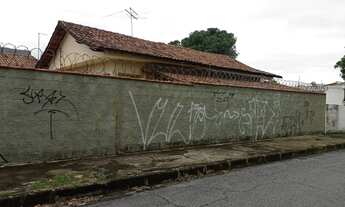 Imagem 6: Vendo lote bem localizado com casa simples aos fundos APENAS VENDA