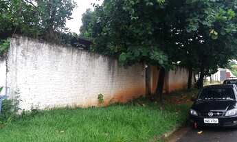 Imagem 3: Terreno para venda tem 1000 metros quadrados