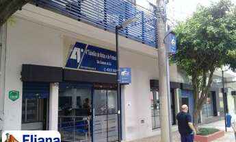 Imagem 2: Prédio comercial na Praça Cardeal Arcoverde