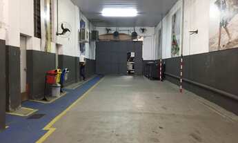 Imagem 6: Galpão/Depósito/Armazém para venda possui 2368 metros quadrados com 5 quartos