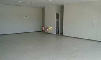 Imagem 6: Sala com 85m? na Av. Central, ao lado do Banestes, em frente ao Banco Ita? e pr?ximo a gra