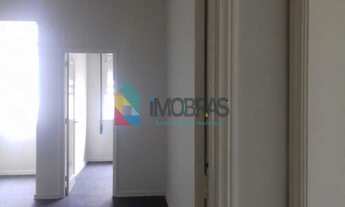 Imagem 2: APARTAMENTO NA GÁVEA PRÓXIMO AO HIPÓDROMO!!!