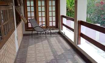 Imagem 3: Casa com 5 quartos, sendo 2 suíte, 385m² construída, 511m² terreno, à venda por R$ 990.00