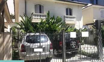 Imagem 2: Linda casa comercial com excelente localização para locação em Santo Amaro! Sala espaçosa