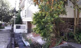 Imagem 4: Casa de esquina, imensa