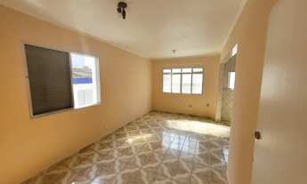 Imagem 2: Ampla kitnet 50m da praia, no Boqueirao em Praia Grande - SP