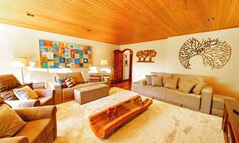 Imagem 4: Casa para venda tem 1100 metros quadrados com 6 quartos Capivari - Campos do Jordão - SP