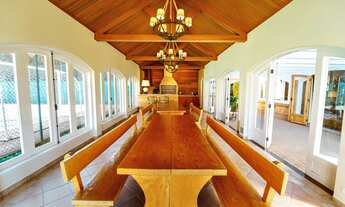 Imagem 2: Casa para venda tem 1100 metros quadrados com 6 quartos Capivari - Campos do Jordão - SP