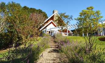 Imagem 7: Casa para venda tem 1100 metros quadrados com 6 quartos Capivari - Campos do Jordão - SP