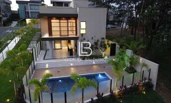 Imagem: Sobrado com 4 suites e closet no Condomínio