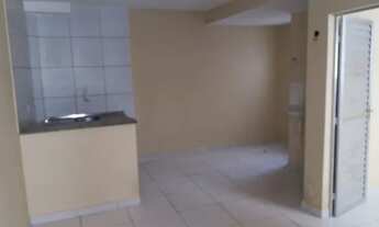 Imagem 5: Alugo Kitnet em Felipe Camarão 2/4 R$400,00 reais não paga água