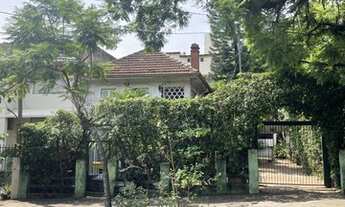 Imagem 3: Casa Comercial charmosa em excelente localização no bairro Auxiliadora/Mont Serrat