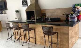 Imagem: Bela casa com 3 quartos sendo 2 suites