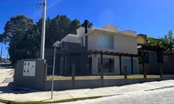 Imagem 2: Casas novas á venda com 02 suítes + 01 dormitório localizadas entre o Loteament